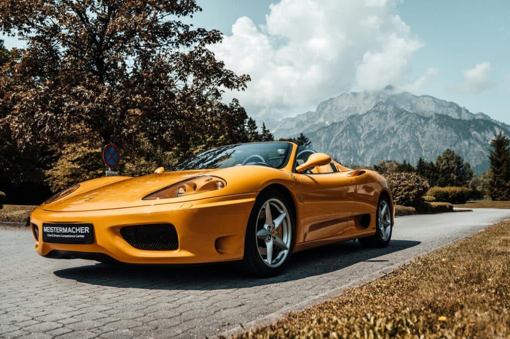 Photo principale article Escapade romantique en Champagne : Location de cabriolet ou sportive